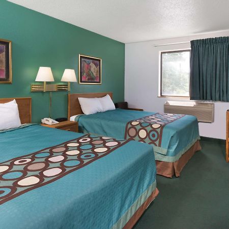 Hotel Super 8 By Wyndham New Stanton Exterior foto